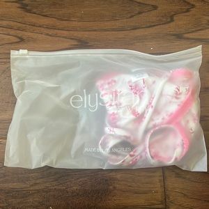 S floral boutique kini top!